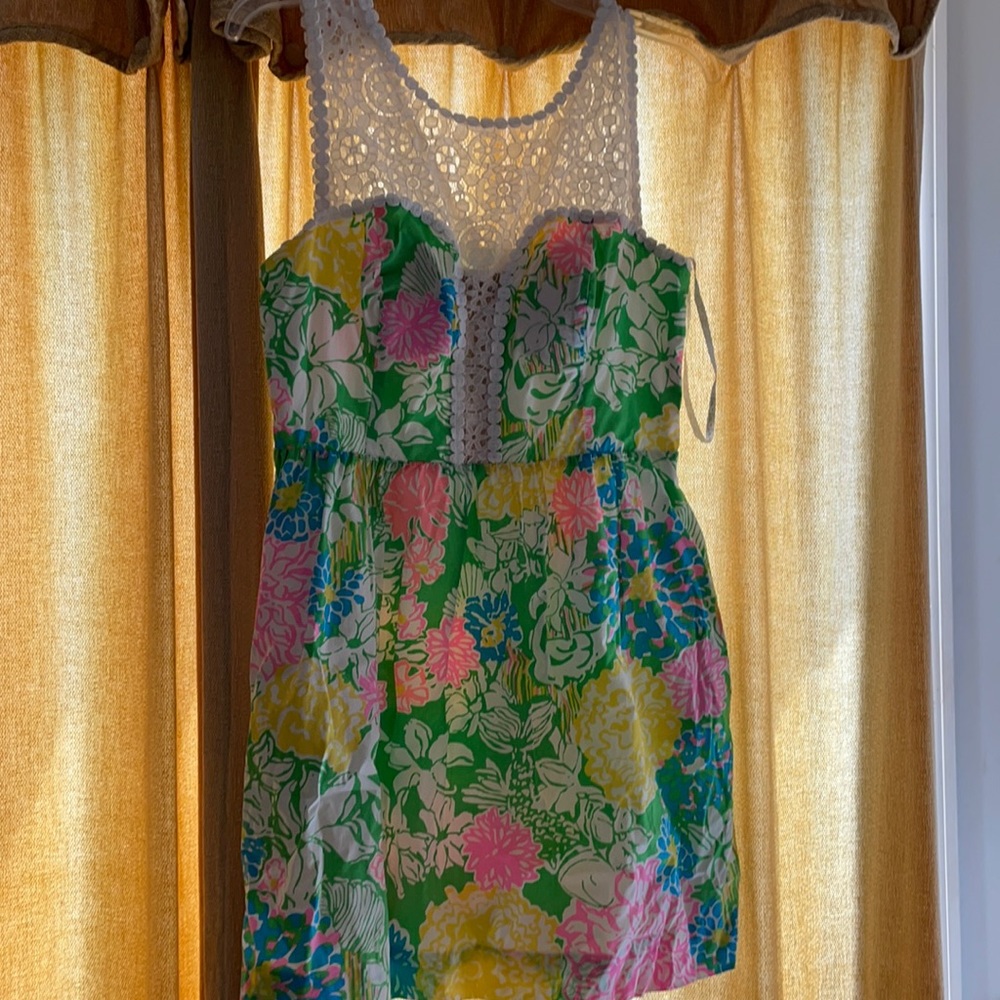 Lilly Pulitzer Short dress - size 6